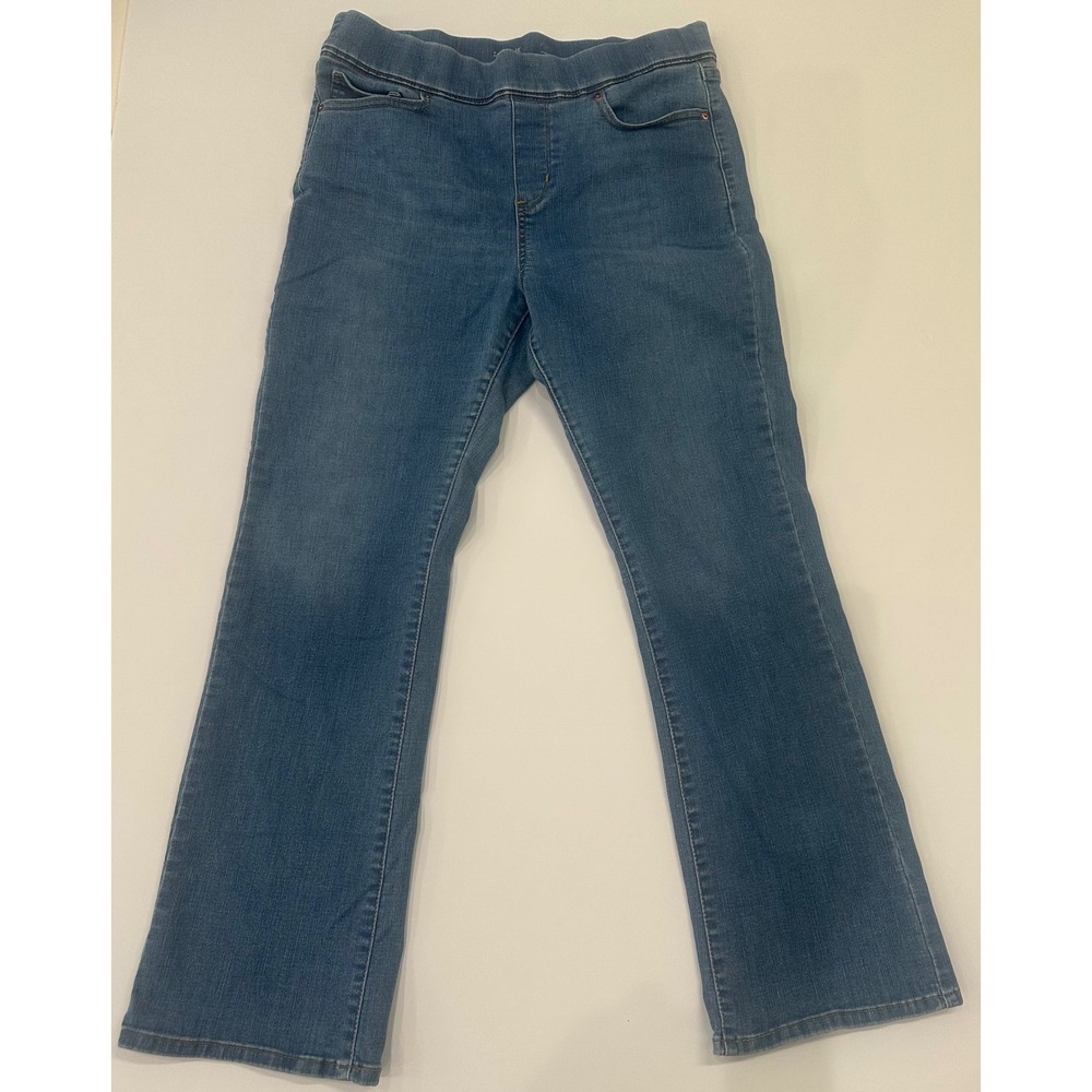 Signature by Levi Strauss Totally Shaping Pull-On Bootcut Jeans 12S Blue Denim